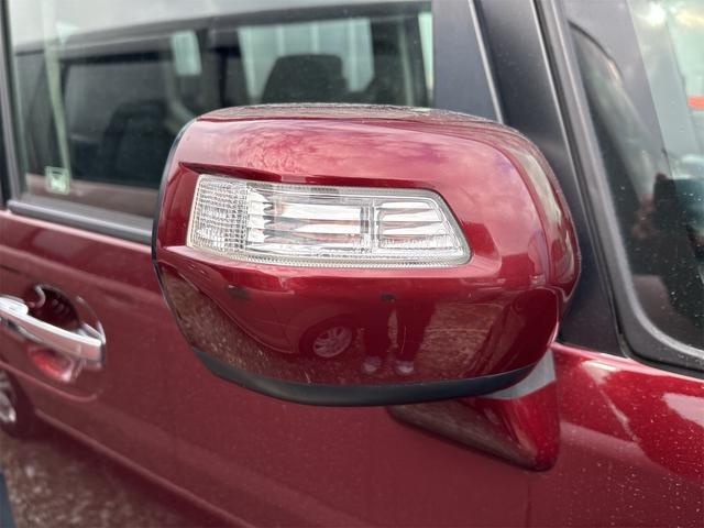 Ｎ－ＢＯＸ Ｇ　ＳＳパッケージ　《４ＷＤ》《車検２年》両側パワースライドドア／ＳＤナビＴＶバックカメラ／スマートキー／オートエアコン／プッシュスタート／ＨＩＤオートライトフォグ／純正１４インチＡＷ（9枚目）