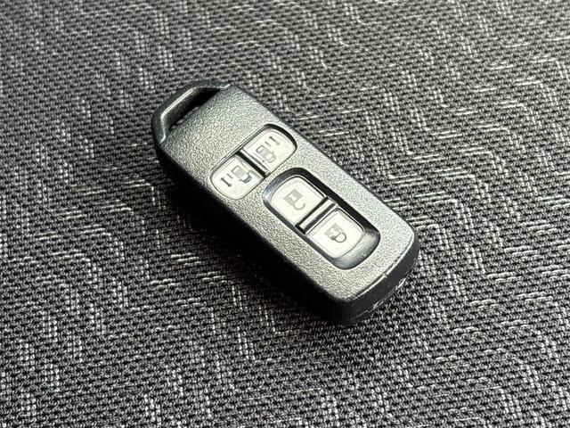 Ｎ－ＢＯＸ Ｇ　ＳＳパッケージ　《４ＷＤ》《車検２年》両側パワースライドドア／ＳＤナビＴＶバックカメラ／スマートキー／オートエアコン／プッシュスタート／ＨＩＤオートライトフォグ／純正１４インチＡＷ（25枚目）