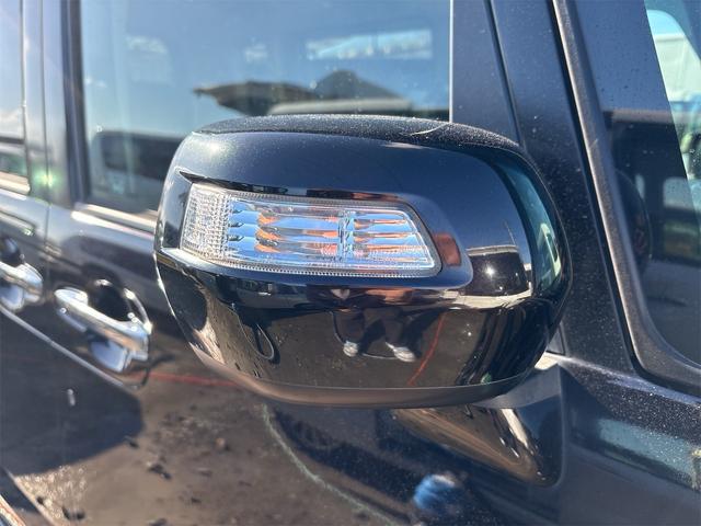 Ｎ－ＢＯＸカスタム Ｇ・ターボパッケージ　《ターボ》《車検２年》純正フルエアロ１５インチＡＷ／ＳＤナビＴＶバックカメラ／プッシュスタート／スマートキー／革巻きステアリング／両側パワースライドア／クルーズコントロール／ＥＴＣ／ＨＩＤオートライト（9枚目）