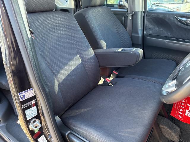 Ｎ－ＢＯＸカスタム Ｇ・ターボパッケージ　《ターボ》《車検２年》純正フルエアロ１５インチＡＷ／ＳＤナビＴＶバックカメラ／プッシュスタート／スマートキー／革巻きステアリング／両側パワースライドア／クルーズコントロール／ＥＴＣ／ＨＩＤオートライト（14枚目）