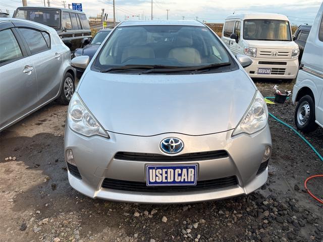 アクア S 《走行86000キロ》《車検2年》プッシュスタート/スマートキースペア有/純正ナビTV/Bluetooth/バックカメラ/ETC/オートエアコン/(2枚目)