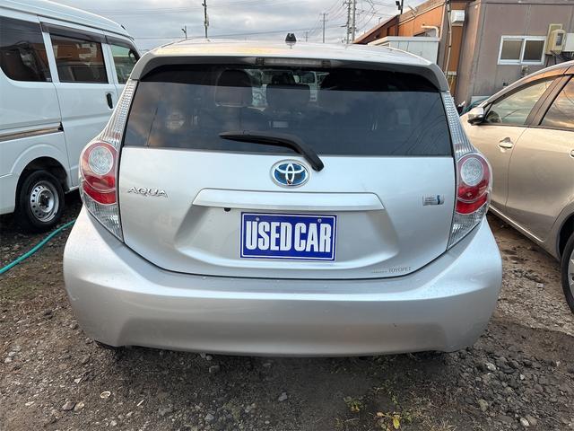 アクア S 《走行86000キロ》《車検2年》プッシュスタート/スマートキースペア有/純正ナビTV/Bluetooth/バックカメラ/ETC/オートエアコン/(8枚目)