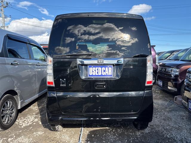 Ｎ－ＢＯＸ Ｇ・Ｌパッケージ　《後期モデル》《走行９８９００キロ》基本装備フル装備／両側パワースライドドア／スマートキー／オートエアコン／プッシュスタート／１３インチＡＷ／ＳＤナビＴＶフルセグＢｌｕｅｔｏｏｔｈ／（8枚目）