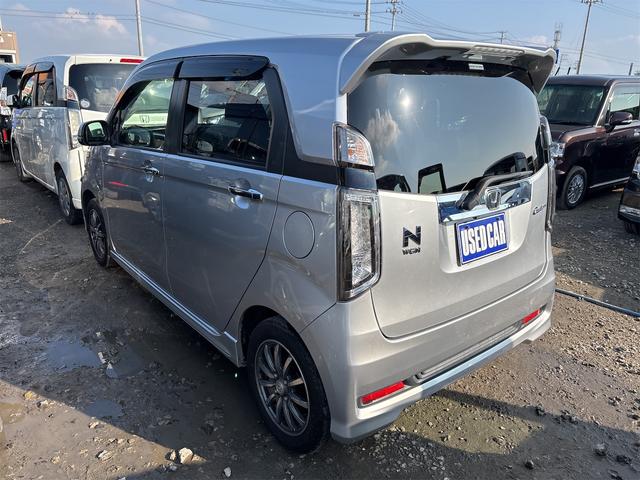 Ｎ－ＷＧＮカスタム Ｇ・ターボパッケージ　《ターボ》《車検２年》純正フルエアロ１４インチＡＷ／純正ナビＴＶ／Ｂｌｕｅｔｏｏｔｈハーフレザーシート／革巻きステアリング／プッシュスタート／スマートキー／ＥＴＣ／ＨＩＤオートライトフォグ／（7枚目）