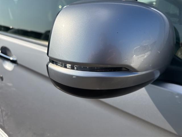 Ｎ－ＷＧＮカスタム Ｇ・ターボパッケージ　《ターボ》《車検２年》純正フルエアロ１４インチＡＷ／純正ナビＴＶ／Ｂｌｕｅｔｏｏｔｈハーフレザーシート／革巻きステアリング／プッシュスタート／スマートキー／ＥＴＣ／ＨＩＤオートライトフォグ／（9枚目）