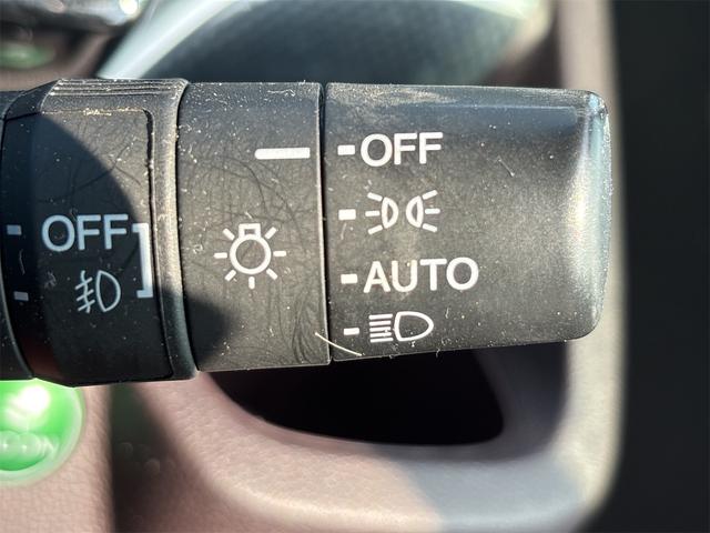 Ｎ－ＷＧＮカスタム Ｇ・ターボパッケージ　《ターボ》《車検２年》純正フルエアロ１４インチＡＷ／純正ナビＴＶ／Ｂｌｕｅｔｏｏｔｈハーフレザーシート／革巻きステアリング／プッシュスタート／スマートキー／ＥＴＣ／ＨＩＤオートライトフォグ／（26枚目）