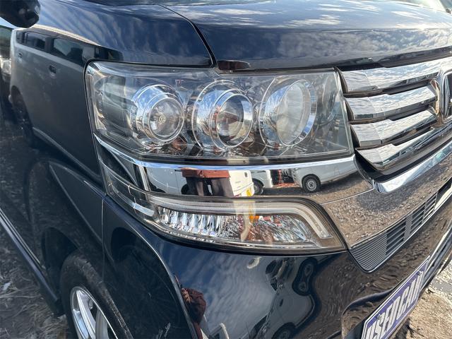 Ｎ－ＢＯＸカスタム Ｇ　ターボＳＳパッケージ　《ターボ》《車検２年》クルコン／１４インチＡＷ／両側パワースライドア／プッシュスタート／スマートキー／ＨＩＤオートライトフォグ／ＳＤナビＴＶフルセグＢｌｕｅｔｏｏｔｈバックカメラ／衝突軽減ブレーキ（3枚目）