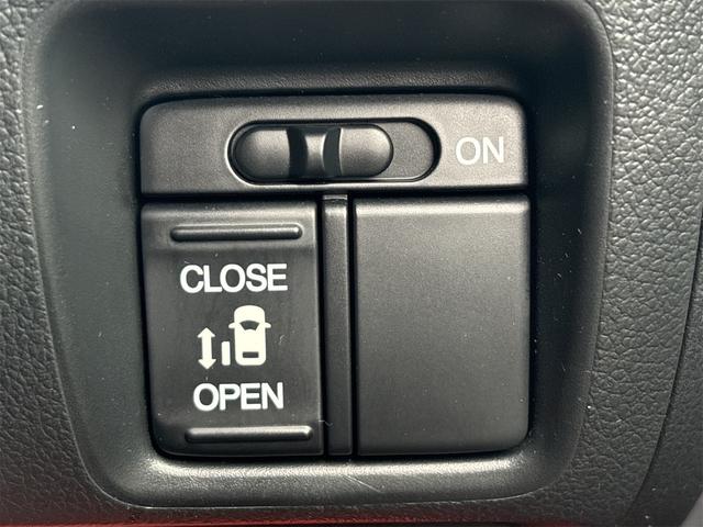 N-BOXカスタム G・Lパッケージ 《走行85900キロ》《関東仕入》《車検9年10月》純正フルエアロ14インチAW/プッシュスタート/スマートキー/(29枚目)