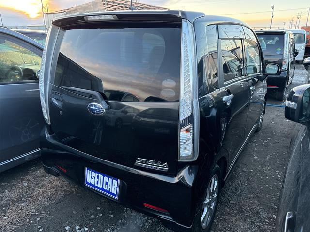 ステラ カスタムR スマートアシスト 《走行70100キロ》《後期モデル》純正フルエアロ14インチAW/プッシュスタート/衝突軽減ブレーキシステム/スマートキー/オートエアコン/アームレスト/CDオーディオ/HIDオートライトフォグ/(6枚目)