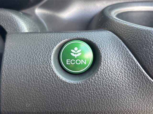 Ｎ－ＢＯＸ＋カスタム Ｇ・ターボパッケージ　《４ＷＤターボ》《車検２年》純正フルエアロ／革巻きステアリング／クルーズコントロール／パドルシフト／両側パワースライドア／スマートキー／プッシュスタート／ＳＤナビＴＶバックカメラ／ＨＩＤオートライト（29枚目）