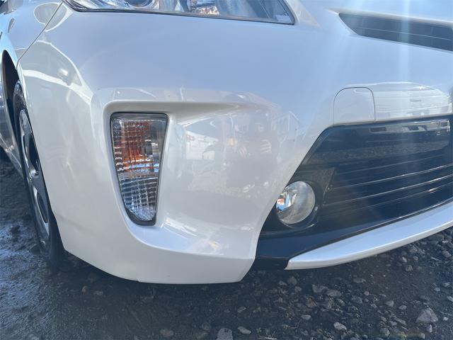 プリウス Ｓ　《後期モデル》《車検２年》ＨＩＤオートライトフォグ／プッシュスタート／スマートキー／バックカメラ／ＳＤナビＴＶフルセグＢｌｕｅｔｏｏｔｈバックカメラ／クルーズコントロール／（10枚目）