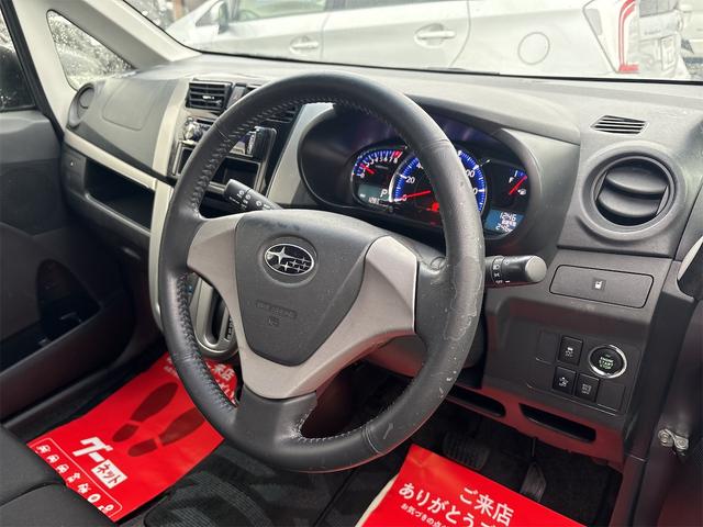 ステラ カスタムＲ　スマートアシスト　《後期モデル》《車検２年》《衝突軽減ブレーキシステム》純正フルエアロ１４インチＡＷ／スマートキー／オートエアコン／アームレスト／ＬＥＤオートライトフォグ／ＣＤオーディオ／（12枚目）