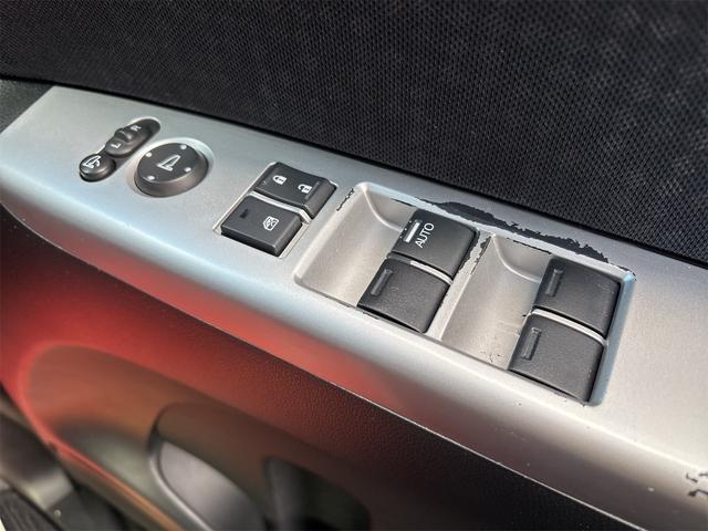 Ｎ－ＢＯＸカスタム Ｇ・ターボＬパッケージ　《４ＷＤターボ》《後期モデル》《車検２年》ハーフレザーシート／１５インチＡＷ／ＳＤナビＴＶフルセグＢｌｕｅｔｏｏｔｈバックカメラ／ＨＩＤオートライトフォグ／スマートキー／／両側パワースライドア／（34枚目）