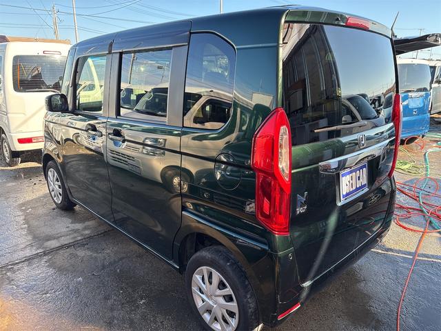 Ｎ－ＢＯＸ Ｇ・Ｌホンダセンシング　《４ＷＤ》ＳＤナビＴＶフルセグＢｌｕｅｔｏｏｔｈバックカメラ／パワースライドドア／衝突軽減ブレーキ／シートヒーター／オートマチックハイビーム／クルーズコントロール／ＬＥＤライト／クリアランスソナー（7枚目）