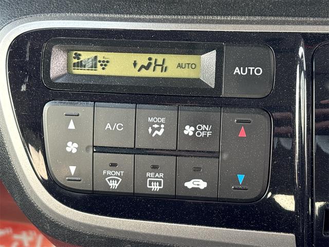 �I�[�g�G�A�R��