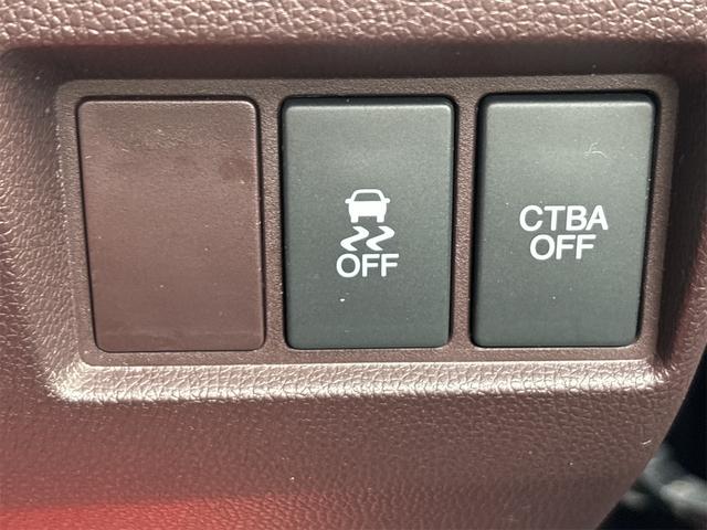 �g���N�V�����R���g���[���^�V�e�B�u���[�L�A�N�e�B�u