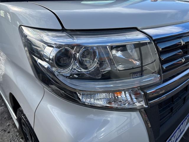 ���C�g�͎g�p���Ă܂��Ə��X�ɓ܂��Ă��܂��܂��B���X�̓w�b�h���C�g�𖁂��Ă��炲�[�Ԓv���܂��I�����S���������B