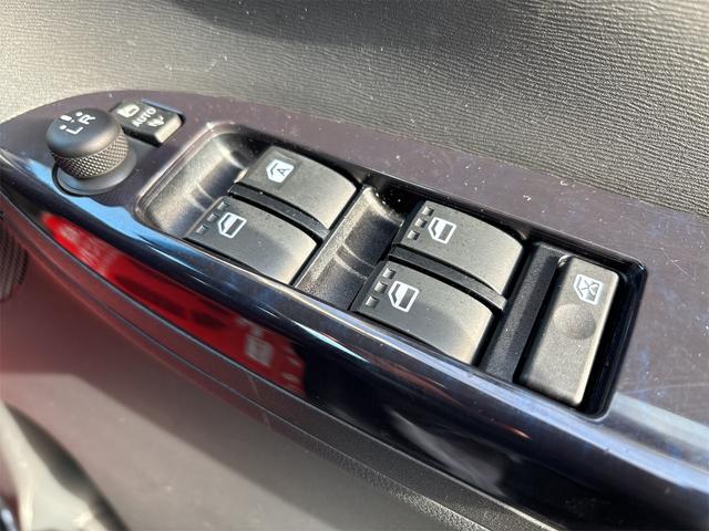 �F�l�̂����X��S���炨�҂����Ă���܂�