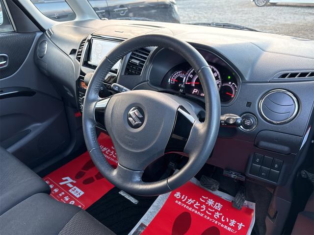 パレットＳＷ ＴＳ　《ターボ》《車検２年》純正フルエアロ／プッシュスタート／スマートキー／ＳＤナビＴＶフルセグＢｌｕｅｔｏｏｔｈバックカメラ／ＨＩＤオートライトフォグ／ＥＴＣ／両側パワースライドドア／革巻きステアリング／（13枚目）