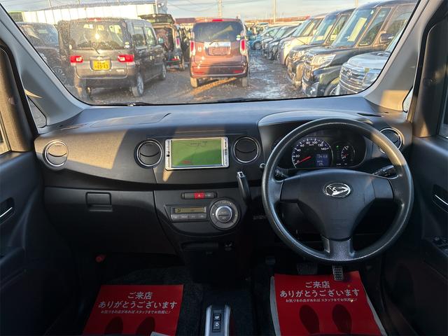 タントエグゼ カスタムＧ　純正フルエアロ１４インチＡＷ／ナビＴＶ／ＨＩＤヘッドライトフォグ／イルミネーションライト／ＥＴＣ／オーバーヘッドコンソール／スマートキー／オートエアコン／アームレスト／（12枚目）