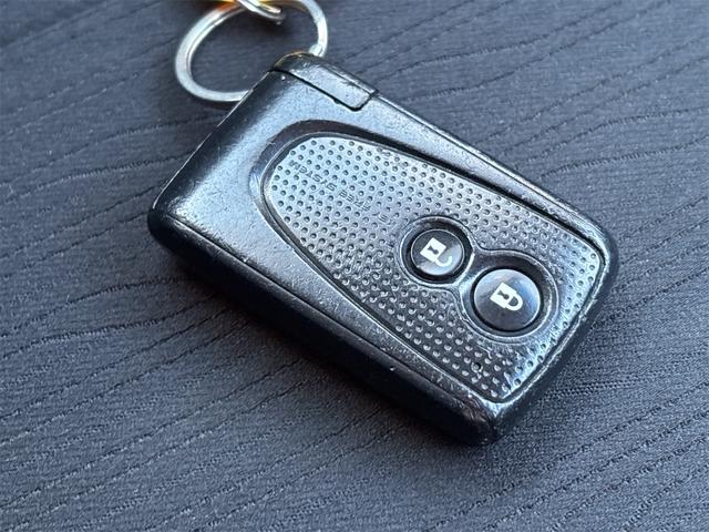 タントエグゼ カスタムＧ　純正フルエアロ１４インチＡＷ／ナビＴＶ／ＨＩＤヘッドライトフォグ／イルミネーションライト／ＥＴＣ／オーバーヘッドコンソール／スマートキー／オートエアコン／アームレスト／（23枚目）