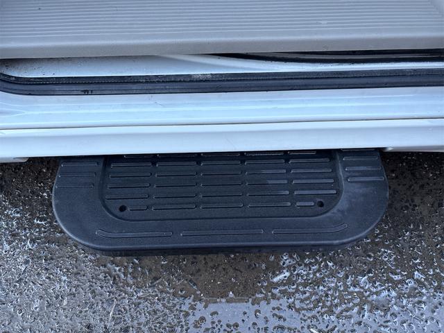 ＮＶ１００クリッパーリオ Ｇ　《４ＷＤターボ》純正フルエアロ１４インチＡＷ／プッシュスタート／衝突軽減ブレーキシステム／スマートキー／オートエアコン／アームレスト／オートステップ／デカナビＴＶＢｌｕｅｔｏｏｔｈバックカメラ／ワゴン（19枚目）