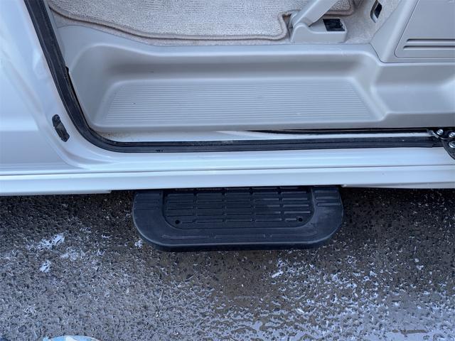 ＮＶ１００クリッパーリオ Ｇ　《４ＷＤターボ》純正フルエアロ１４インチＡＷ／プッシュスタート／衝突軽減ブレーキシステム／スマートキー／オートエアコン／アームレスト／オートステップ／デカナビＴＶＢｌｕｅｔｏｏｔｈバックカメラ／ワゴン（20枚目）