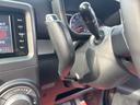 カスタム　Ｇ　《４ＷＤ》《車検２年》ＳＤナビＴＶフルセグＢｌｕｅｔｏｏｔｈ／バックカメラ／ＨＩＤオートライトフォグ／革巻きステアリング／フルフラットシート／１５インチＡＷ（22枚目）