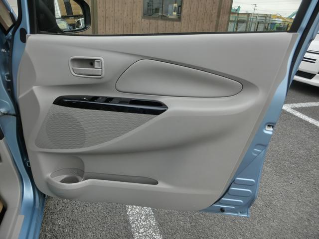 E 横滑り防止 シートヒーター 純正オーディオ ヘッドライトレベライザー 電格ドアミラー グ-鑑定車 外装5 内装5 1年ロング保証付き(19枚目)