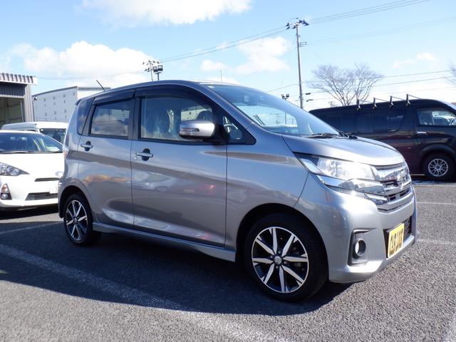 デイズ ハイウェイスター　Ｇターボ　２年間保証付　エマージェンシーブレーキ　アラウンドビューモニター　タ－ボ車　オートマチックハイビーム　シートヒーター　横滑り防止　プッシュスタート　　電格ドアミラー　走行２４３５０キロ　グ－鑑定車（5枚目）