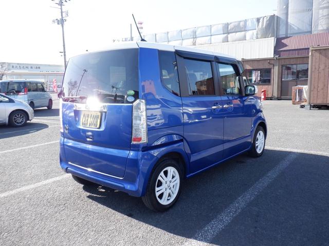 Ｎ－ＢＯＸ Ｇ・Ｌパッケージ　２年間保証付　白青ツ－トンカラ－　パワ－スライドドア　ナビ　バックカメラ　オートエアコン　ステアリングリモコン　キ－フリ－　キーレス連動ドアミラー　横滑り防止　走行３４９８０キロ　グ－鑑定車　外内装４（7枚目）
