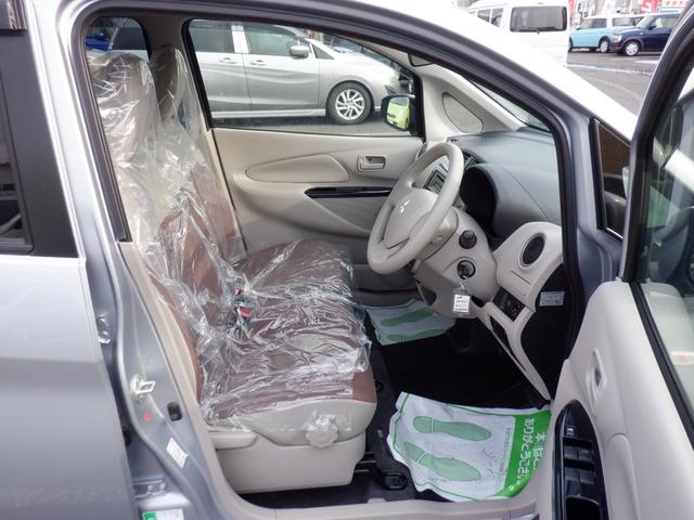 ｅＫワゴン Ｍ　ｅ－アシスト　２年間保証付　レーダーブレーキサポート　ヘッドライトレベライザー　運転席シートヒーター　横滑り防止　オートエアコン　アイドリングストップ　電格ドアミラー　走行４７０００キロ　グ－鑑定車　外装４　内装４（12枚目）