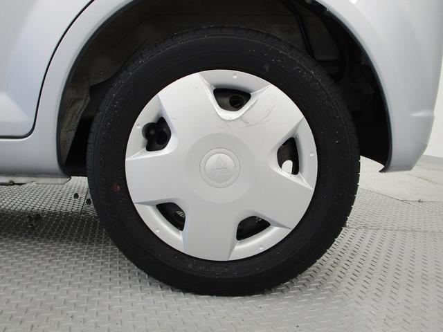 M 軽自動車 1年間三菱認定中古車保証 走行25727キロ 2WD インパネ3速オートマチック 純正CDチューナー プライバシーガラス 純正フロアマット ドアバイザー キーレス 車両状態評価書4.5点(27枚目)
