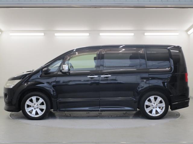 ローデスト G パワーパッケージ 2WD/2.0Lガソリンエンジン/3列シート7人乗り(キャプテンシート)/禁煙/純正エアロ装着車/パナソニックストラーダメモリーナビ/バックカメラ/車両状態評価3.5/車検整備実施お渡し/オートライト(25枚目)