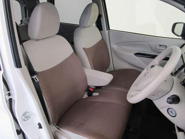 ｅＫワゴン Ｍプラスエディション　／２ＷＤ／特別仕様車／純正７型ワイドナビ／バックカメラ／禁煙／運転席シートヒーター／アイボリー内装／ホワイトパール／車検整備実施お渡し／キーレス／横滑り防止装置／プライバシーガラス／リヤワイパー（13枚目）