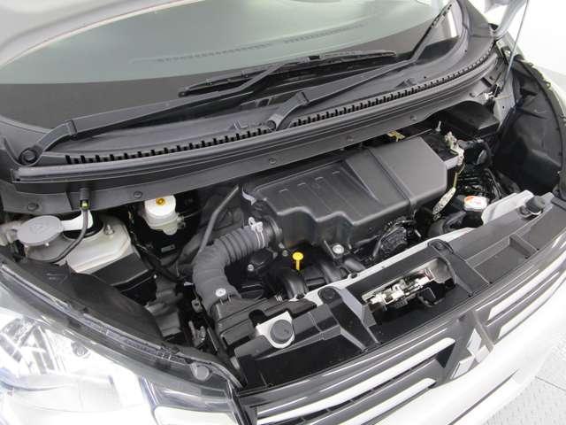 ｅＫワゴン Ｍプラスエディション　／２ＷＤ／特別仕様車／純正７型ワイドナビ／バックカメラ／禁煙／運転席シートヒーター／アイボリー内装／ホワイトパール／車検整備実施お渡し／キーレス／横滑り防止装置／プライバシーガラス／リヤワイパー（18枚目）