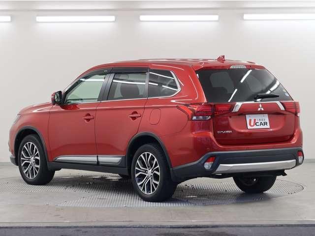 24Gセーフティパッケージ 4WD 禁煙車 メモリーナビ+バックカメラ 衝突被害軽減 e-Assist ETC オートクルーズ クリアランスソナー LEDヘッドランプ デュアルエアコン ワンセグ 3列シート エンジンスターター(7枚目)