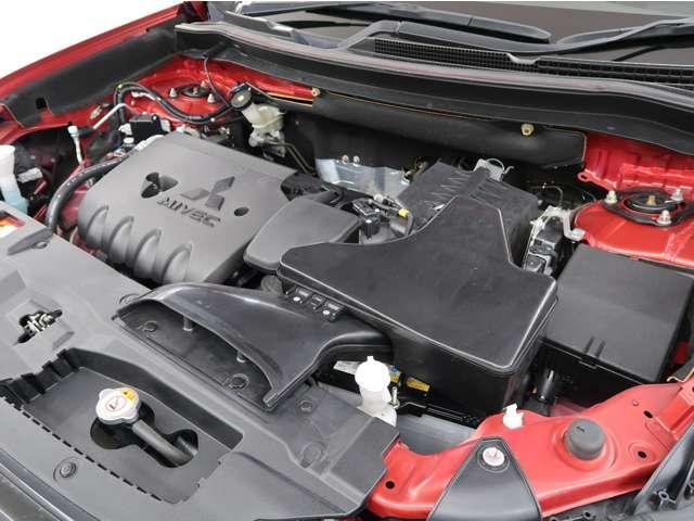 24Gセーフティパッケージ 4WD 禁煙車 メモリーナビ+バックカメラ 衝突被害軽減 e-Assist ETC オートクルーズ クリアランスソナー LEDヘッドランプ デュアルエアコン ワンセグ 3列シート エンジンスターター(10枚目)