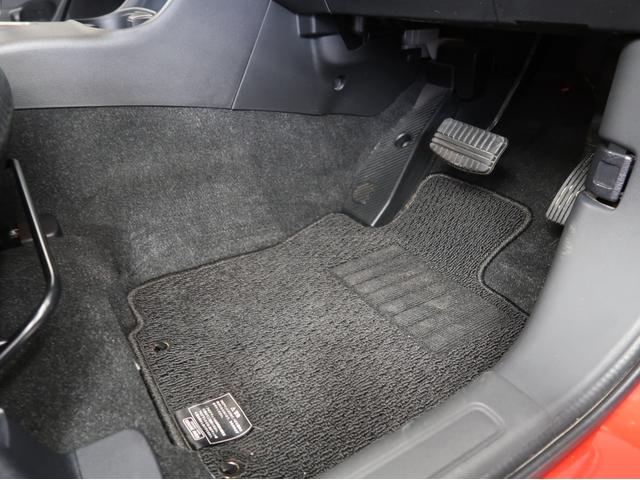 24Gセーフティパッケージ 4WD 禁煙車 メモリーナビ+バックカメラ 衝突被害軽減 e-Assist ETC オートクルーズ クリアランスソナー LEDヘッドランプ デュアルエアコン ワンセグ 3列シート エンジンスターター(68枚目)