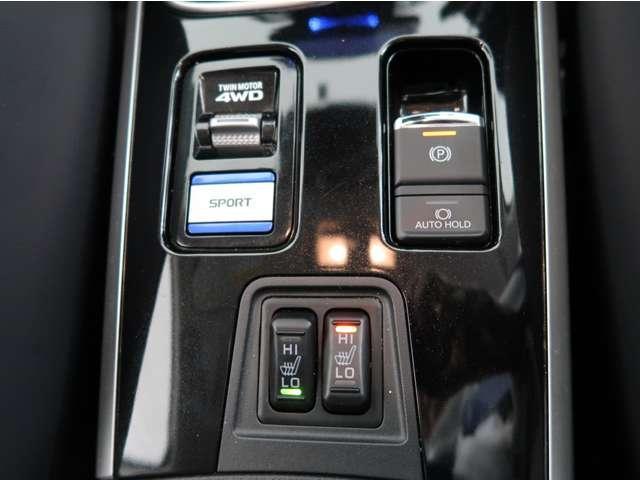 G 電気温水式ヒーター 11型ナビ+全方位カメラ 禁煙車 AC100V e-Assist(被害軽減ブレーキ) パワーリアゲート DVD再生 LEDヘッド 横滑り防止 スマートキー 4WD ドラレコ ETC(16枚目)
