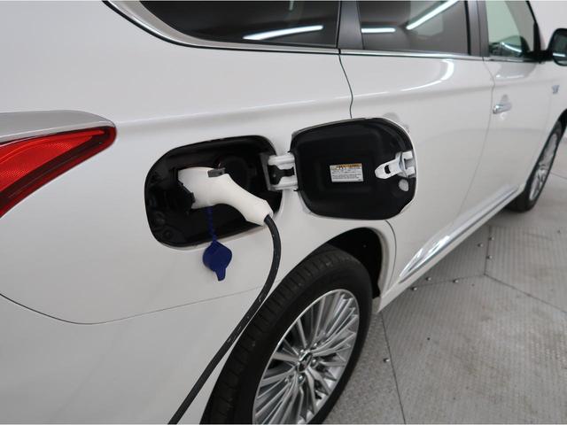 G 電気温水式ヒーター 11型ナビ+全方位カメラ 禁煙車 AC100V e-Assist(被害軽減ブレーキ) パワーリアゲート DVD再生 LEDヘッド 横滑り防止 スマートキー 4WD ドラレコ ETC(30枚目)