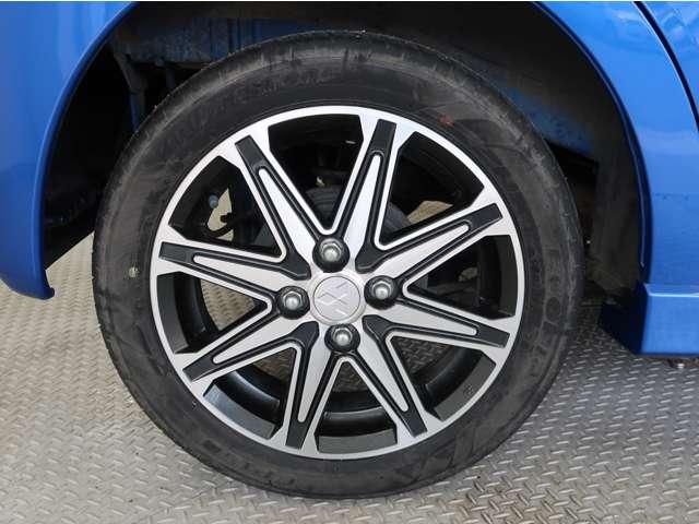 Tセーフティパッケージ 2WD タ-ボ 禁煙車 ケンウッド彩速ナビ+全方位カメラ(マルチアラウンドモニター)衝突被害軽減 踏み間違い防止 シートヒーター オートマチックハイビーム 横滑り防止 HIDヘッドライト&フォグランプ(7枚目)