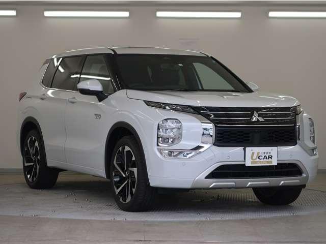 三菱 アウトランダーＰＨＥＶ Ｐ 最上級グレード サンルーフ 試乗車ＵＰ（レンタカー登録）本革の中古車｜グーネット中古車