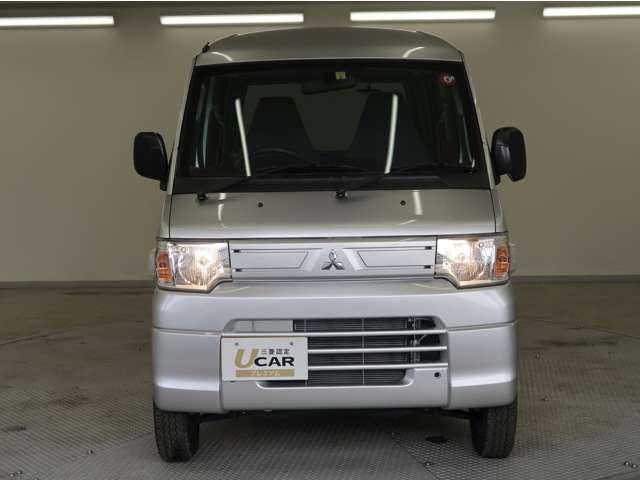 ミニキャブ・ミーブ ＣＤ　１６．０ｋｗｈ　４シーター　電池容量１００％　急速充電　試乗車　キーレスエントリーシステム（プレ空調スターター機能付）プライバシーガラス　リヤアンダーミラー　ダイヤモンドキーパー　シートヒーター　３年間走行距離無制限三菱認定保証（16枚目）