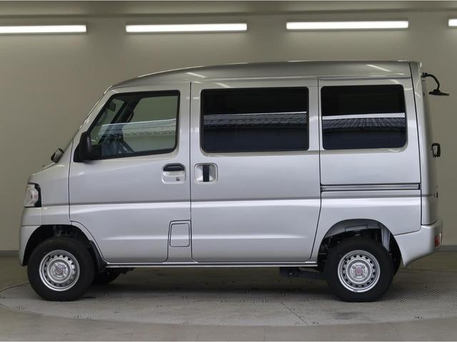 ミニキャブ・ミーブ ＣＤ　１６．０ｋｗｈ　４シーター　電池容量１００％　急速充電　試乗車　キーレスエントリーシステム（プレ空調スターター機能付）プライバシーガラス　リヤアンダーミラー　ダイヤモンドキーパー　シートヒーター　３年間走行距離無制限三菱認定保証（29枚目）
