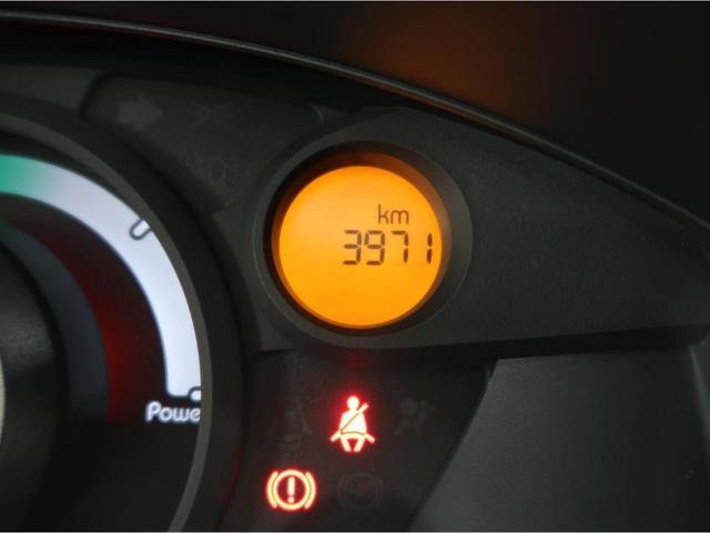 ミニキャブ・ミーブ ＣＤ　１６．０ｋｗｈ　４シーター　電池容量１００％　急速充電　試乗車　キーレスエントリーシステム（プレ空調スターター機能付）プライバシーガラス　リヤアンダーミラー　ダイヤモンドキーパー　シートヒーター　３年間走行距離無制限三菱認定保証（49枚目）