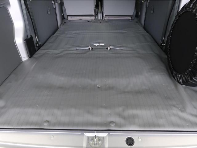 ミニキャブ・ミーブ ＣＤ　１６．０ｋｗｈ　４シーター　電池容量１００％　急速充電　試乗車　キーレスエントリーシステム（プレ空調スターター機能付）プライバシーガラス　リヤアンダーミラー　ダイヤモンドキーパー　シートヒーター　３年間走行距離無制限三菱認定保証（69枚目）
