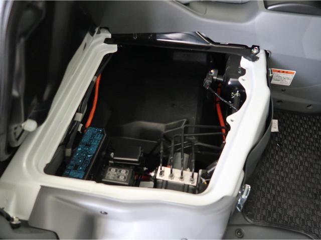 ＣＤ　１６．０ｋｗｈ　４シーター　２ＷＤ　試乗車ＵＰ　禁煙　キーレス　パワーウインド　プライバシーガラス　シートヒーター　キーパーコーティング済　駆動用バッテリー容量１００％　急速充電　オートライトコントロール　３年間プレミアム保証(45枚目)