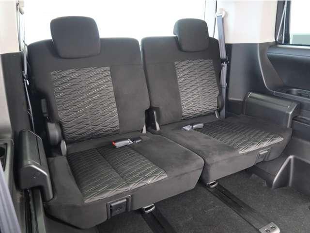 デリカＤ：５ アーバンギア　Ｇパワーパッケージ　モード切替４ＷＤ　８速ＡＴ　クリーンデイーゼルターボ　７人乗り　純正１０．１型ナビ＋アルパイン後席モニター　全方位カメラ　ワンオーナー　シートヒーター　パワーゲート　寒冷地仕様　ＡＣ１００Ｖ１５００Ｗ電源　ＬＥＤヘッドライト（17枚目）