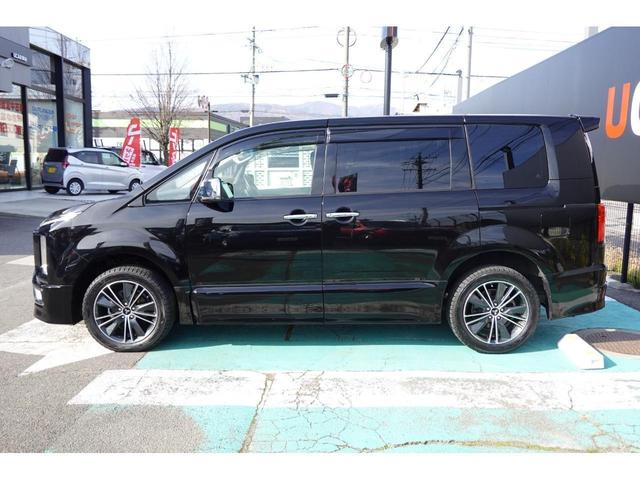 デリカＤ：５ アーバンギア　Ｇパワーパッケージ　モード切替４ＷＤ　８速ＡＴ　クリーンデイーゼルターボ　７人乗り　純正１０．１型ナビ＋アルパイン後席モニター　全方位カメラ　ワンオーナー　シートヒーター　パワーゲート　寒冷地仕様　ＡＣ１００Ｖ１５００Ｗ電源　ＬＥＤヘッドライト（22枚目）